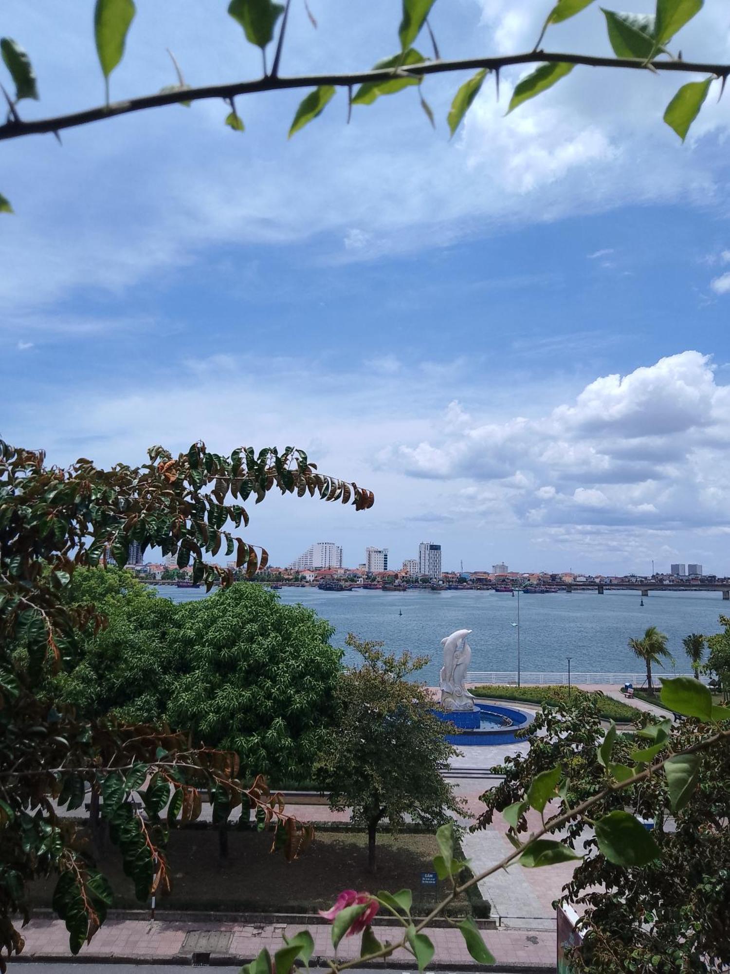 Nha Nghi Hang Nga Dong Hoi Exterior photo